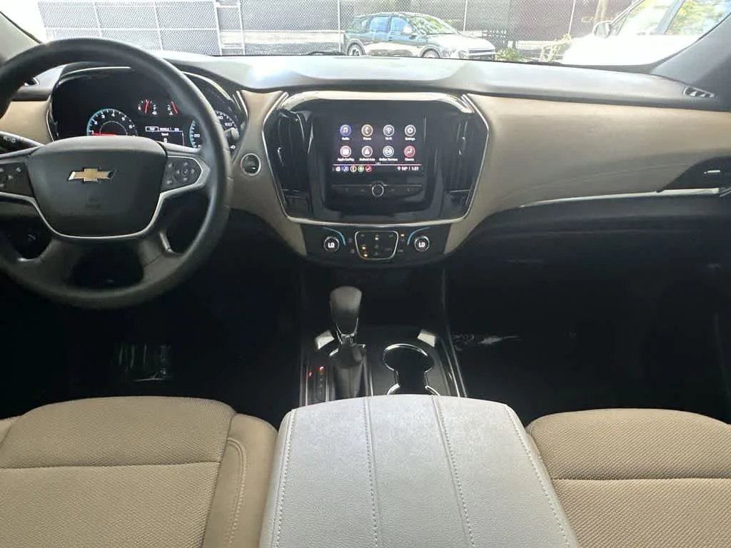 2023 Chevrolet Traverse LS photo 24