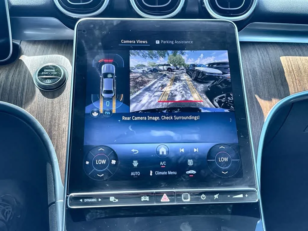 2025 Mercedes-Benz C 300 C 300 photo 19