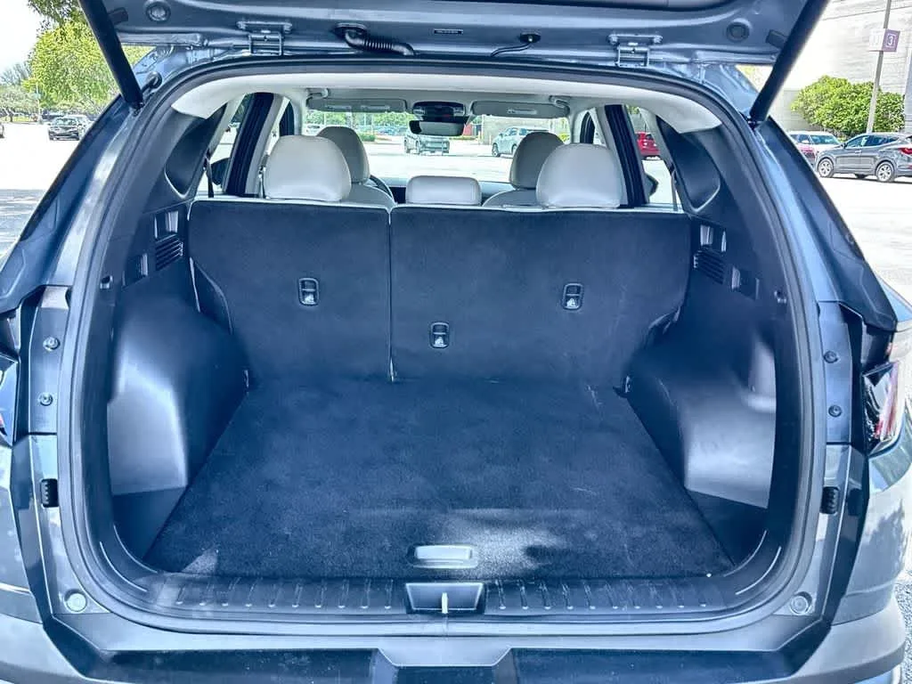 2025 Hyundai Tucson SEL Convenience photo 25