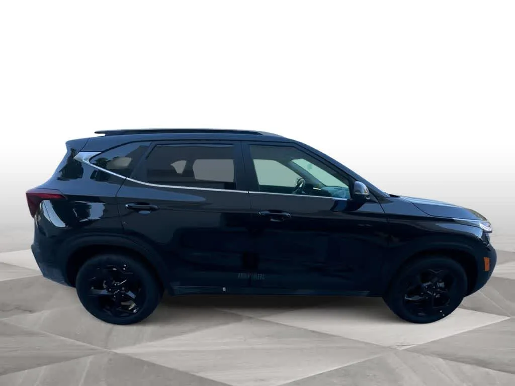 2026 Kia Seltos EX photo 9