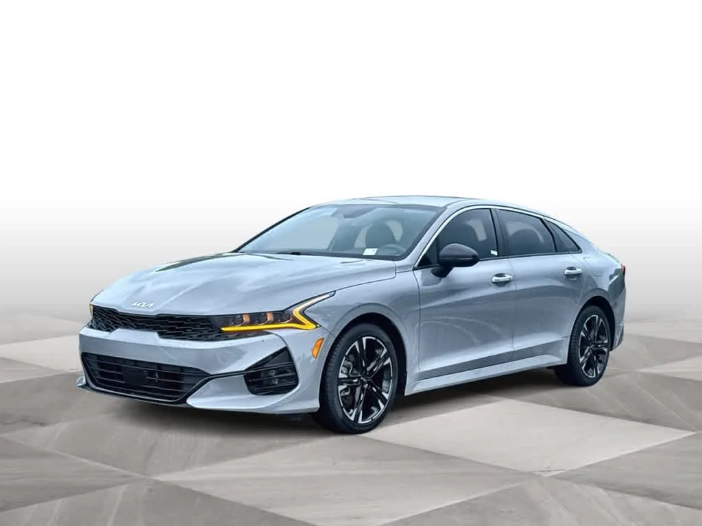2024 Kia K5 GT-Line photo 4