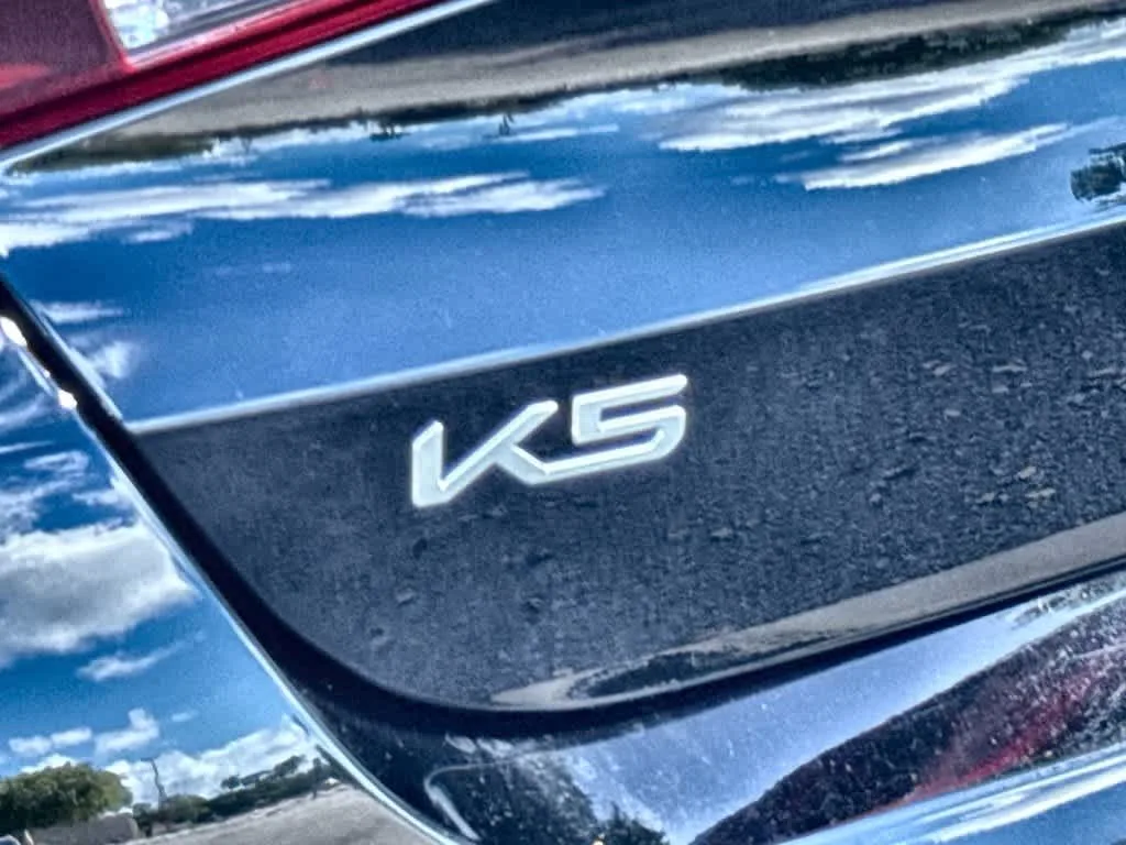 2024 Kia K5 GT-Line photo 10