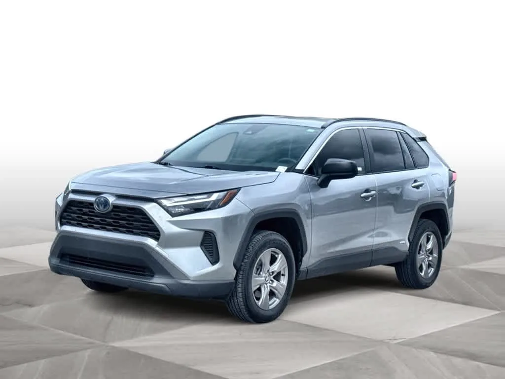2024 Toyota RAV4 Hybrid LE photo 4