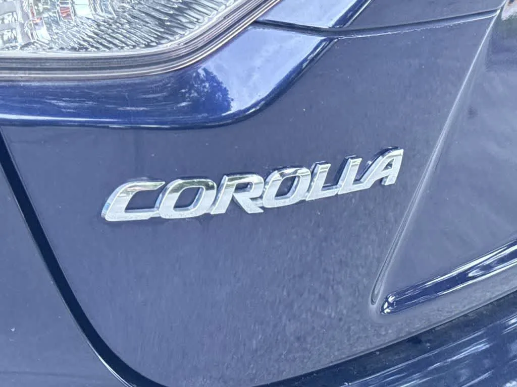2024 Toyota Corolla Hybrid SE photo 10
