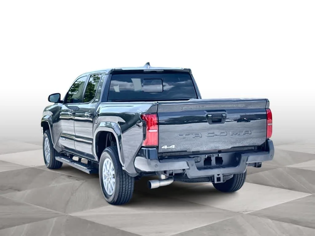 2025 Toyota Tacoma SR5 photo 6