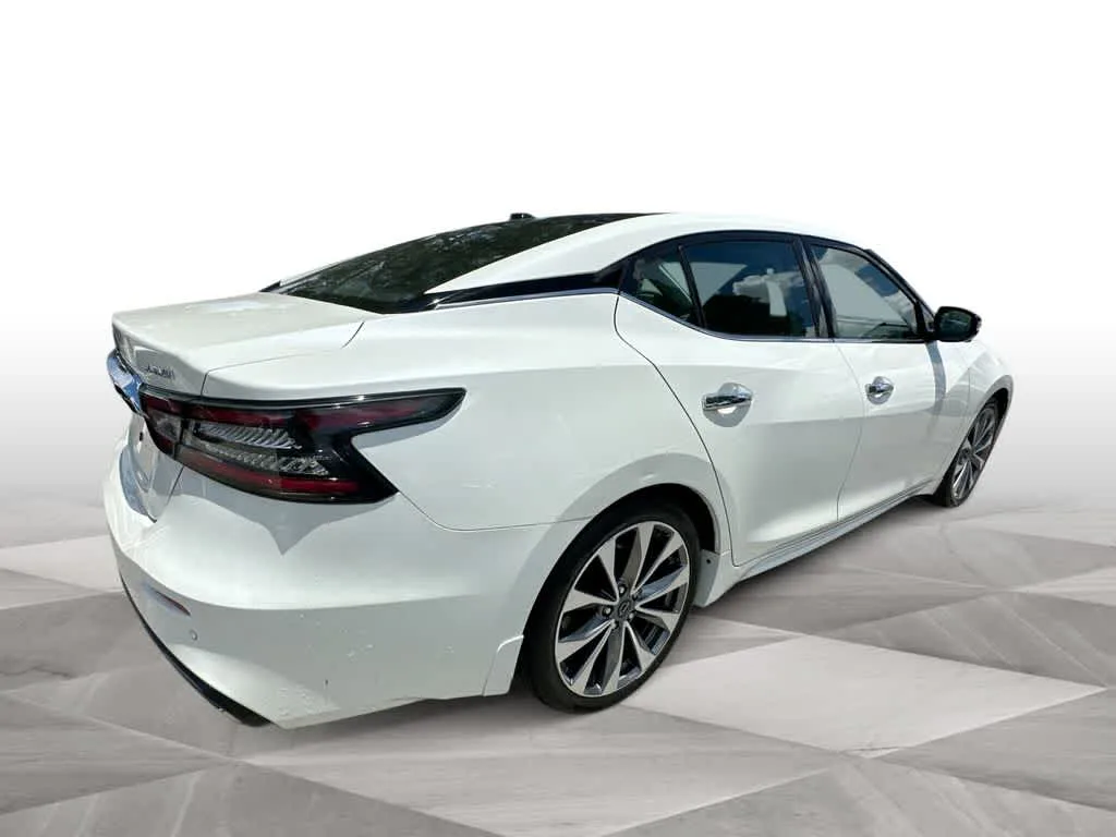 2023 Nissan Maxima Platinum photo 8
