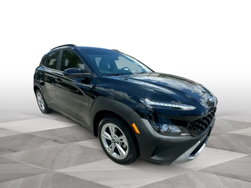 2023 Hyundai Kona SEL photo 2
