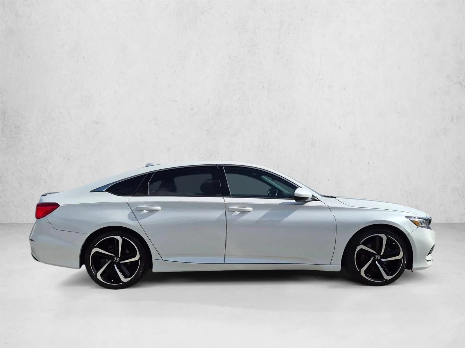 2019 Honda Accord Sedan Sport 1.5T CVT photo 4