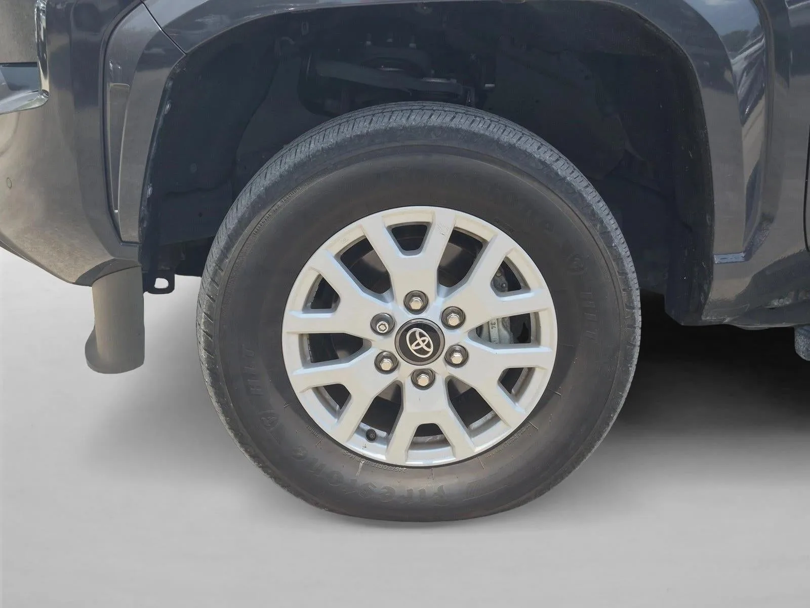 2024 Toyota Tacoma SR5 photo 7