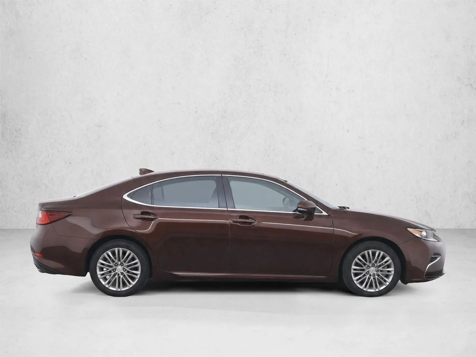 2017 Lexus ES 350 FWD photo 8