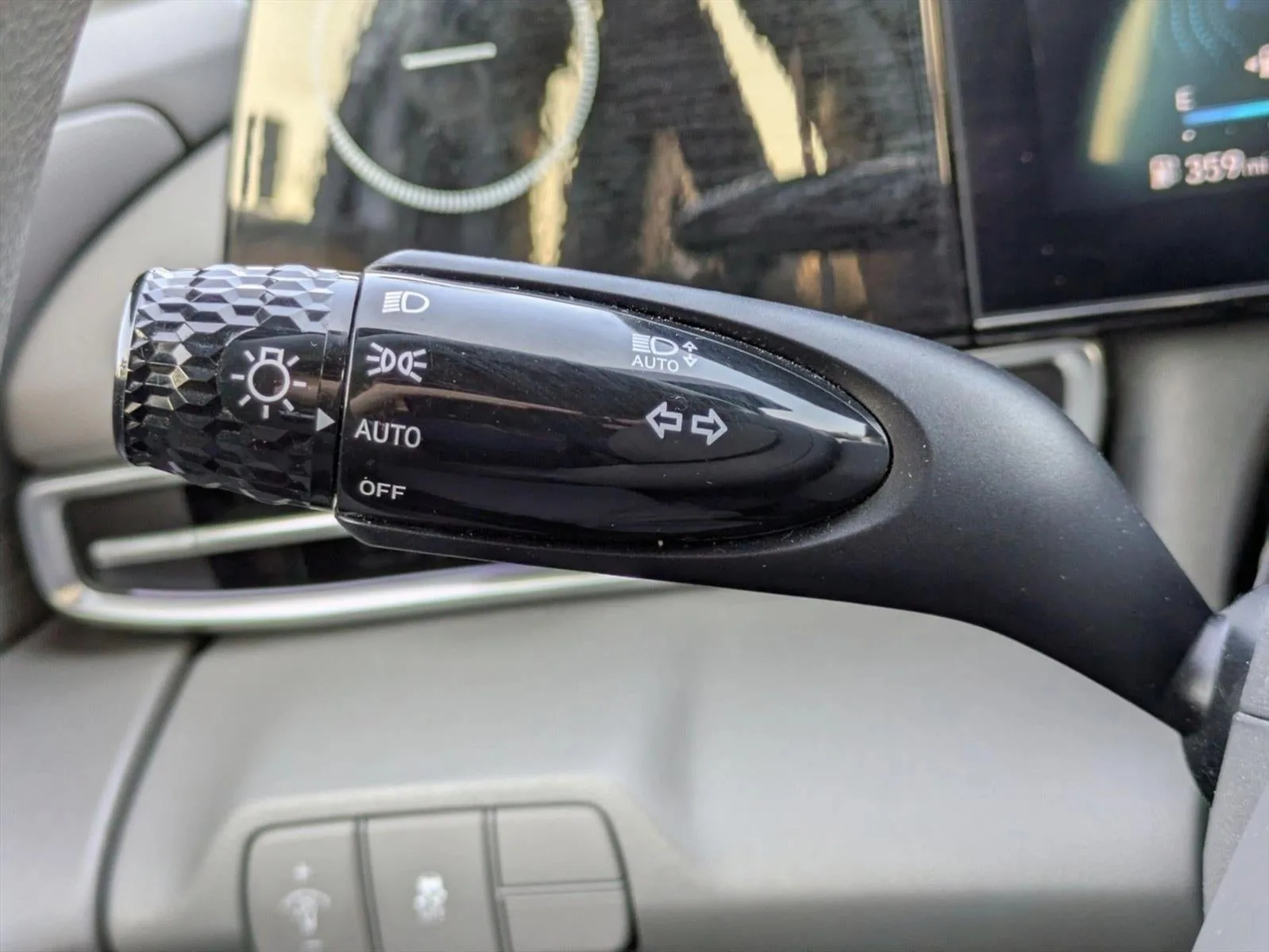2024 Hyundai ELANTRA SEL IVT photo 7