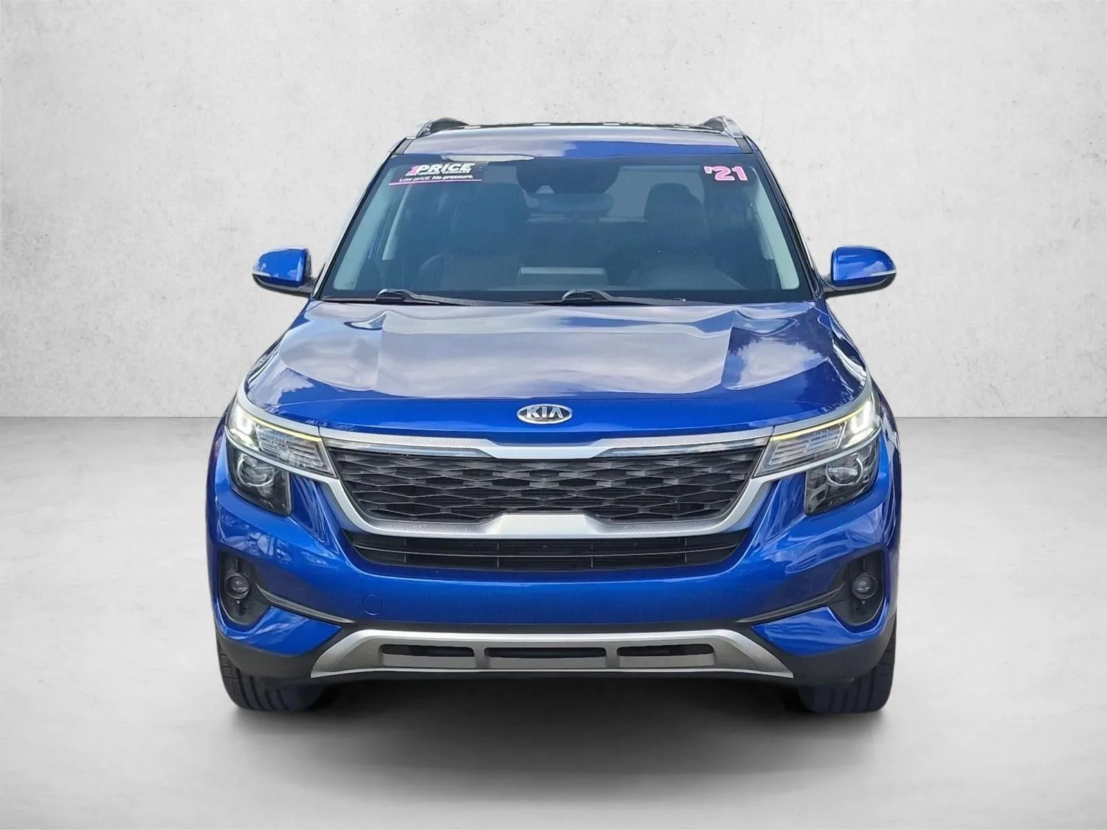 2021 Kia Seltos S photo 2
