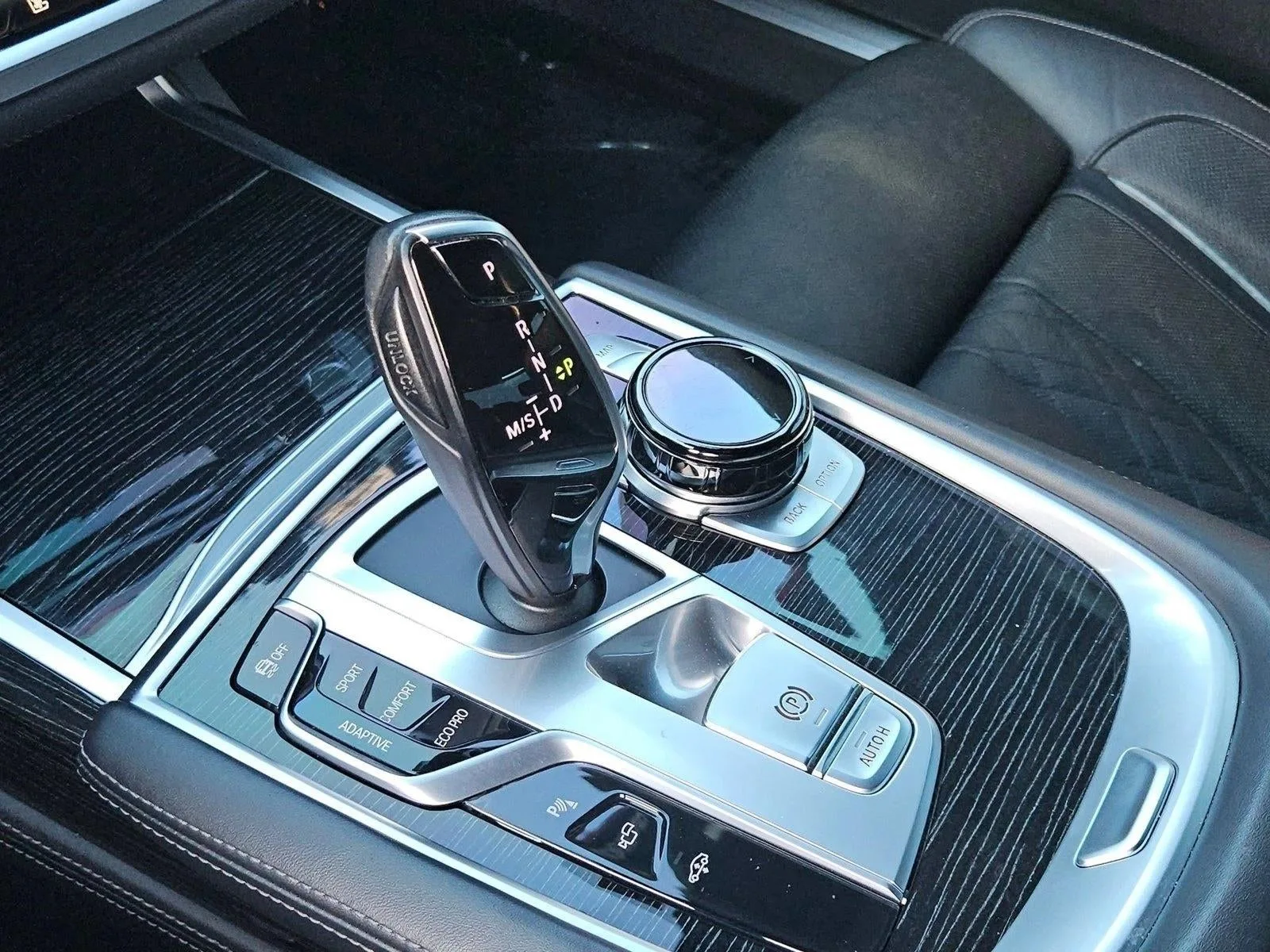 2019 BMW 750i 750i photo 7