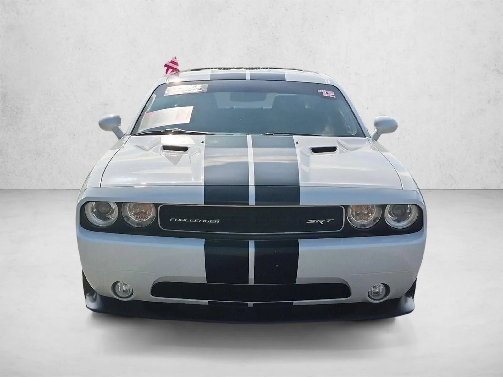2012 Dodge Challenger SRT8 392 photo 2