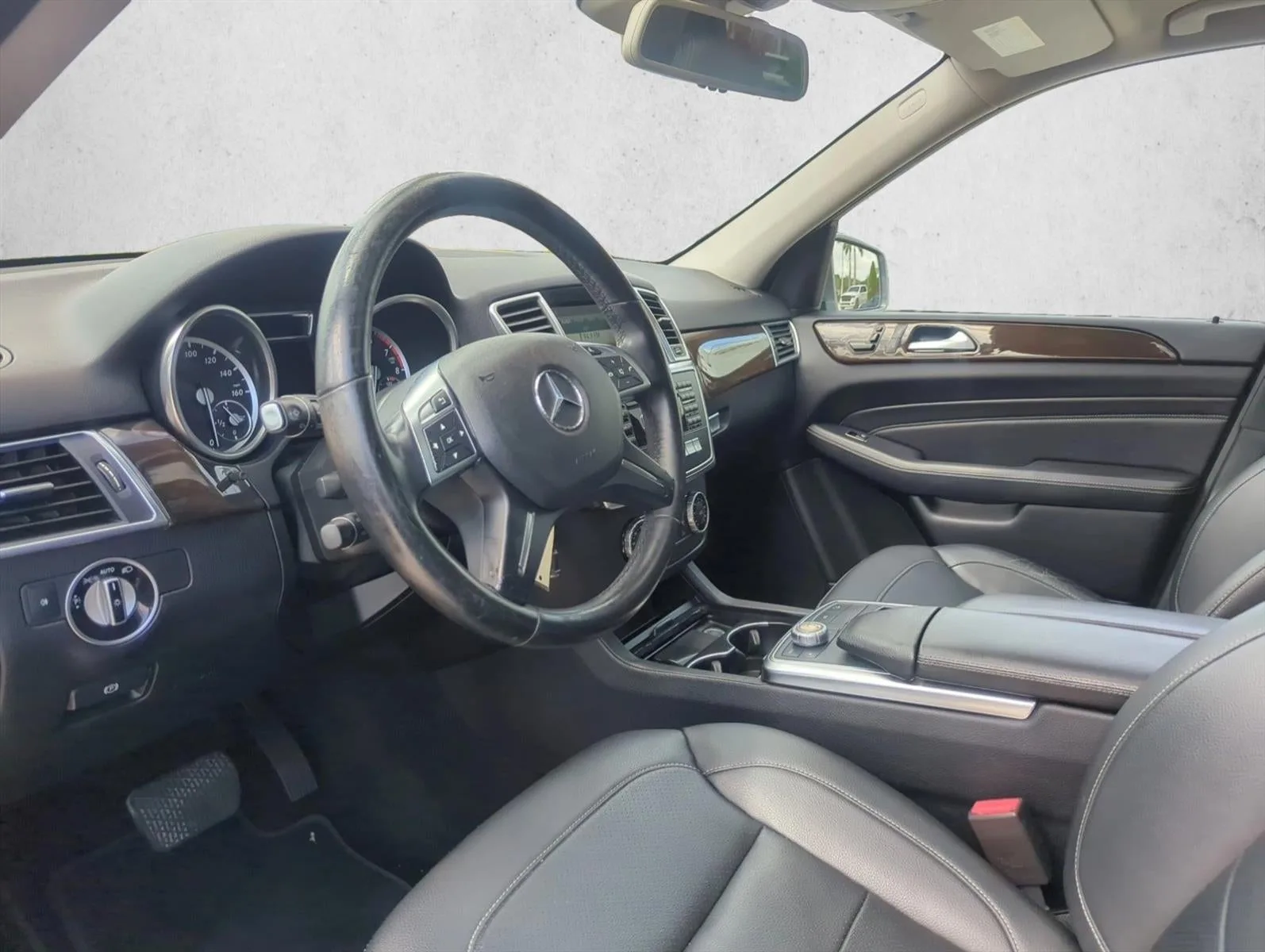2015 Mercedes-Benz M-Class ML 350 SUV photo 5