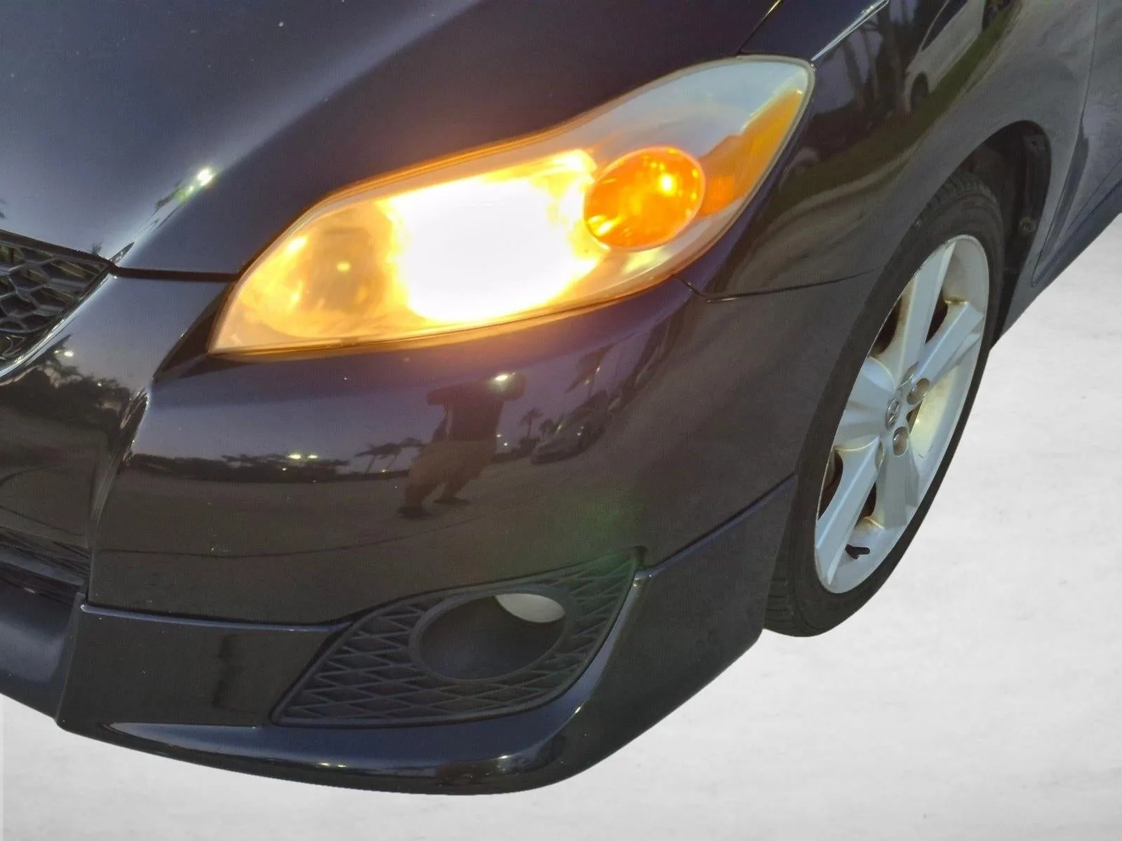 2009 Toyota Matrix 5dr Wgn Auto S FWD (Natl) photo 9