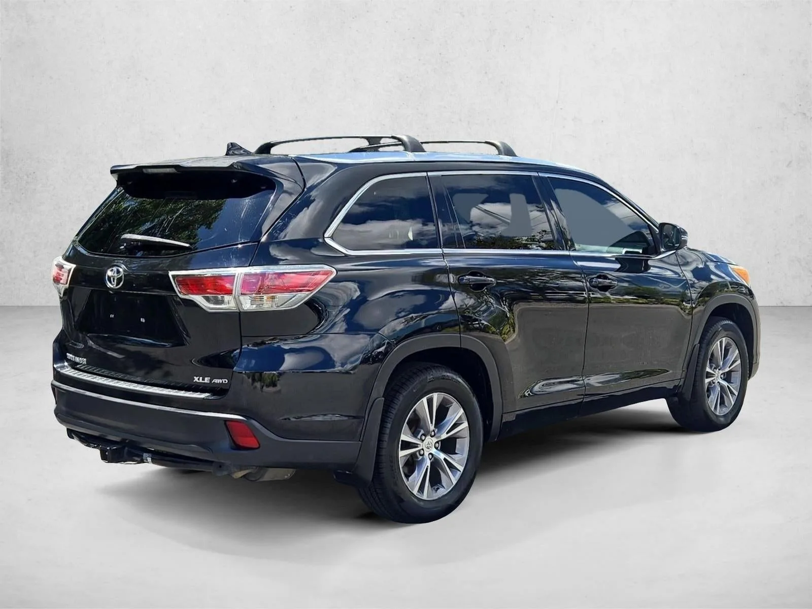 2014 Toyota Highlander AWD 4dr V6 XLE (Natl) photo 5