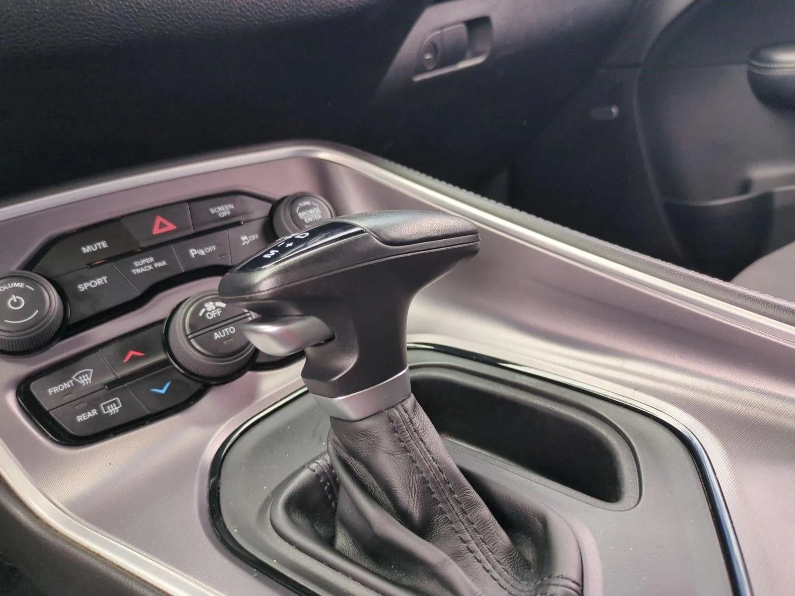 2019 Dodge Challenger GT RWD photo 12