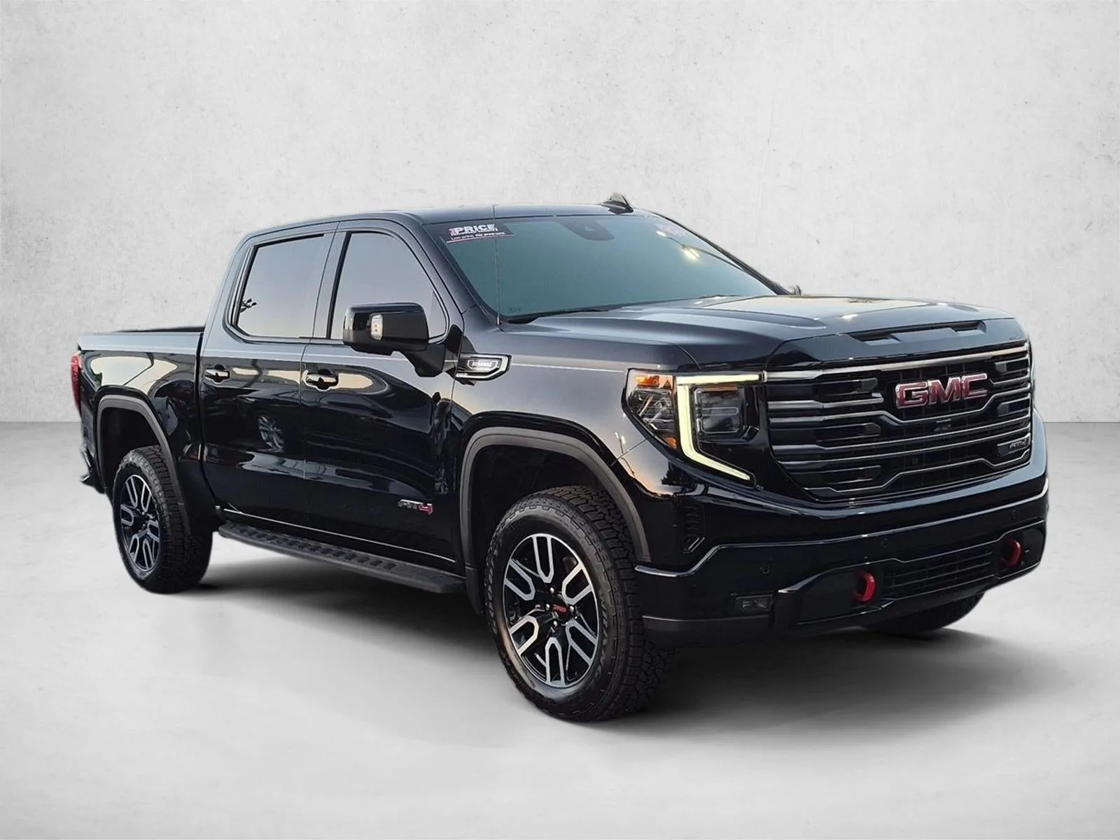 2025 GMC Sierra 1500 AT4 photo 3