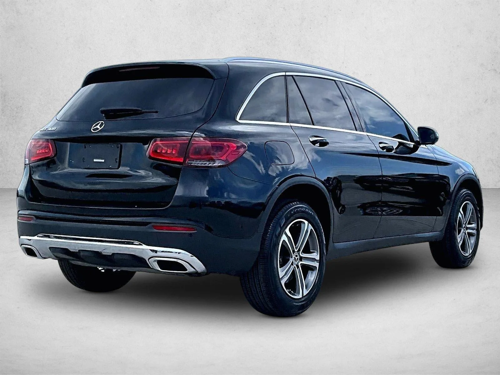2022 Mercedes-Benz GLC GLC 300 SUV photo 2
