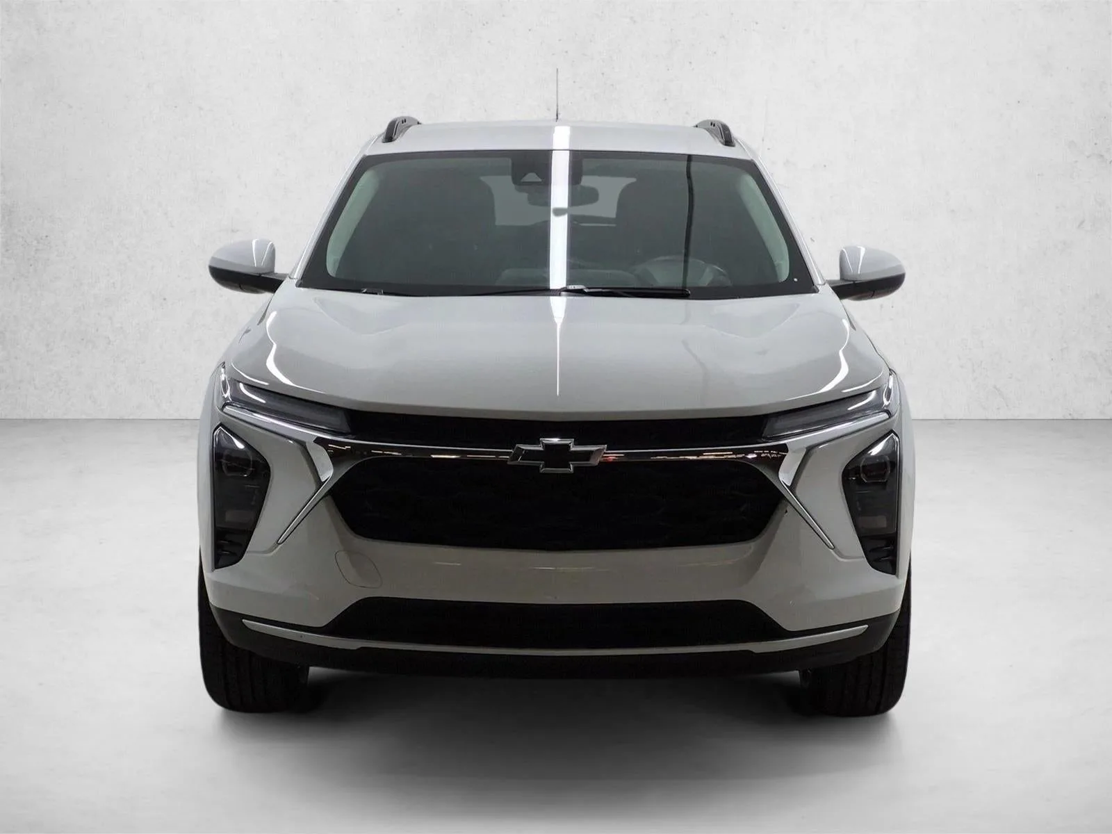 2024 Chevrolet Trax LT photo 2
