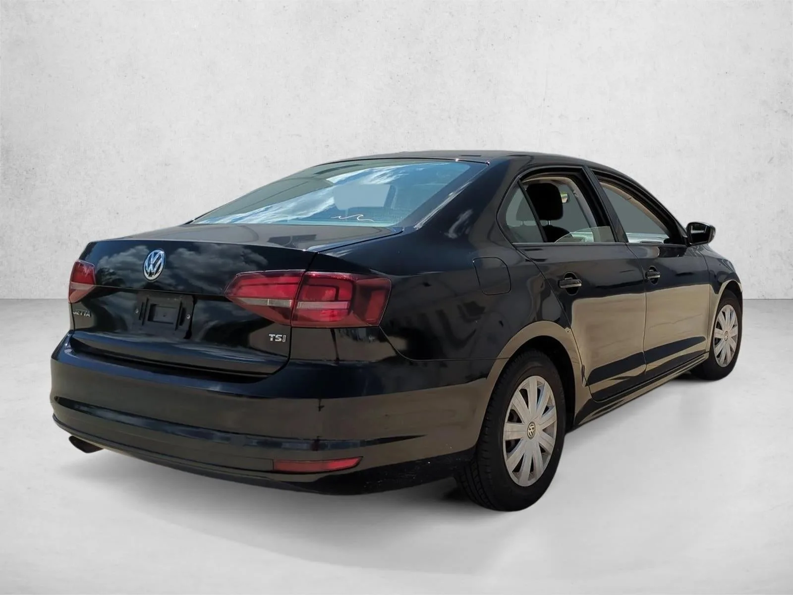 2016 Volkswagen Jetta 4dr Auto 1.4T S Sedan photo 5