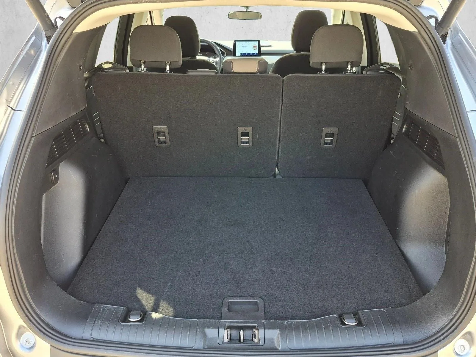 2022 Ford Escape SE FWD photo 6