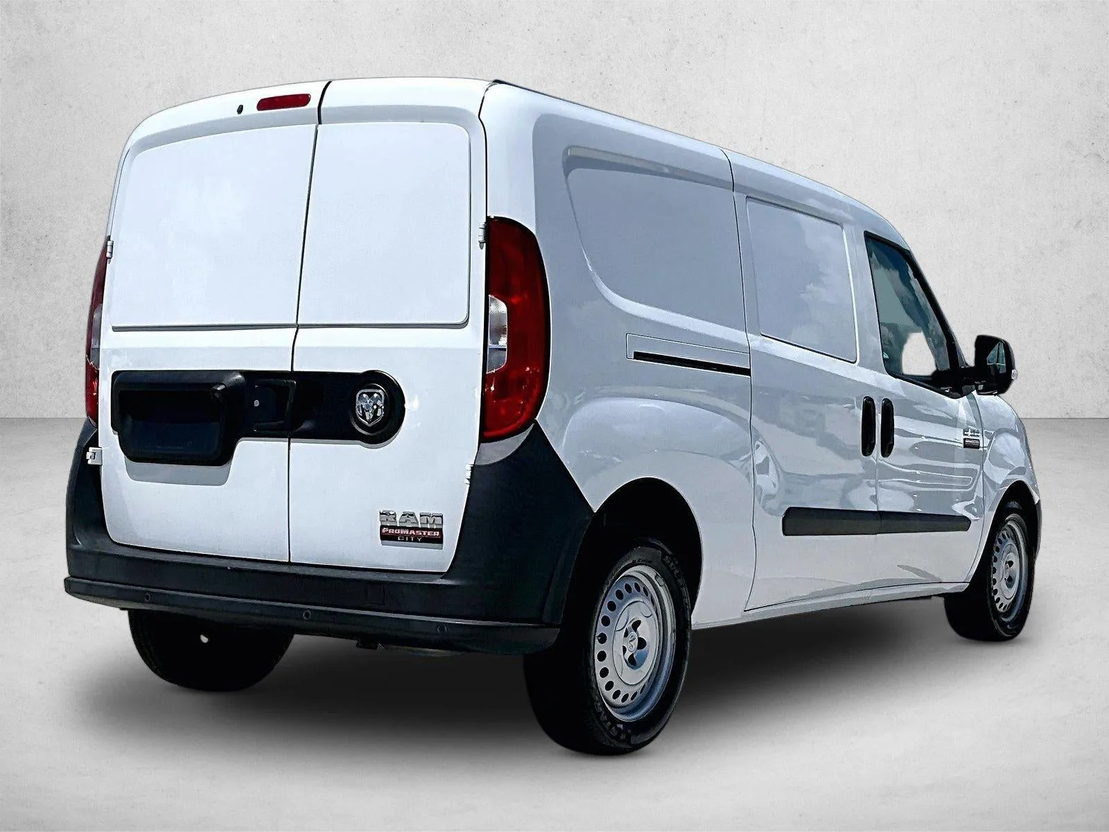 2021 RAM ProMaster City Cargo Van Tradesman Van photo 2