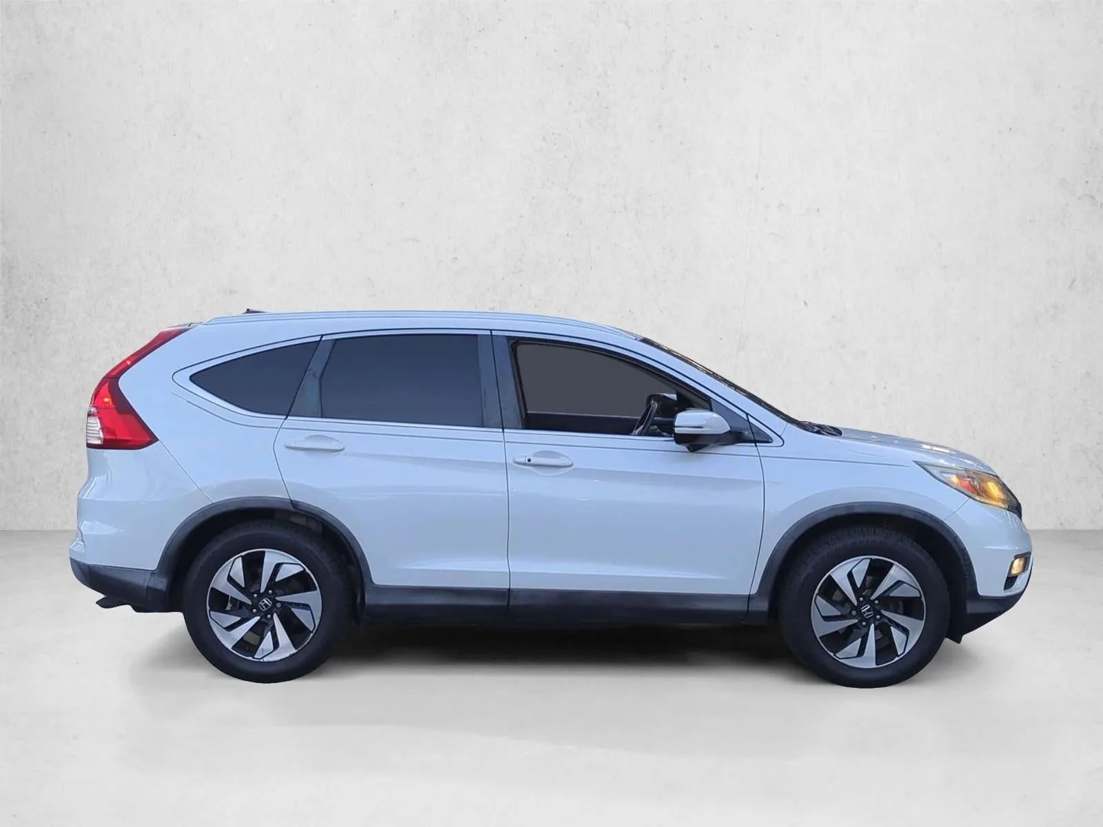 2016 Honda CR-V Touring 2WD photo 4