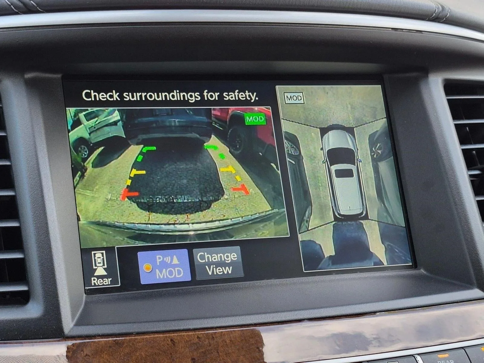 2020 INFINITI QX60 LUXE FWD photo 8