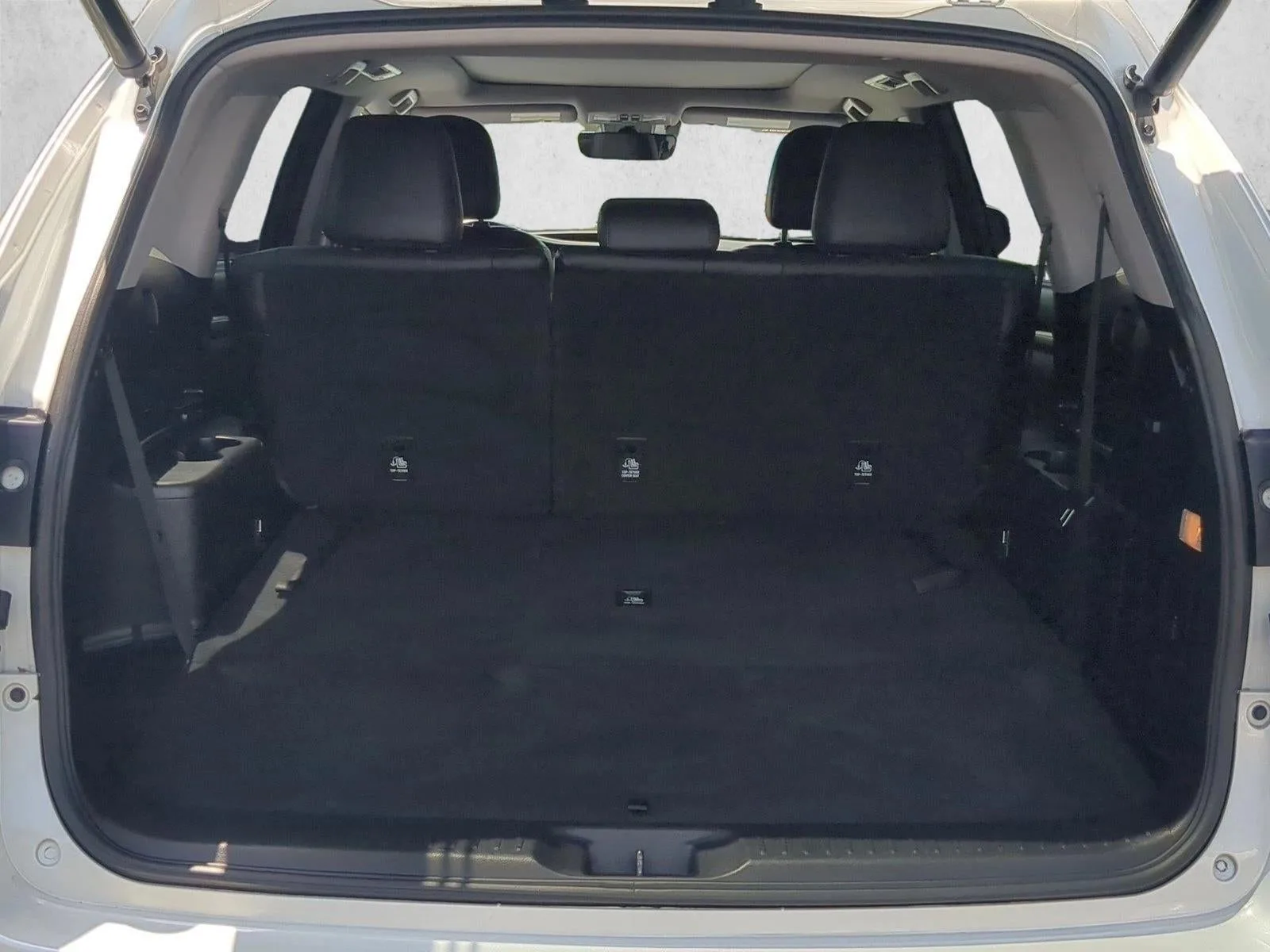 2018 Toyota Highlander Limited Platinum photo 6