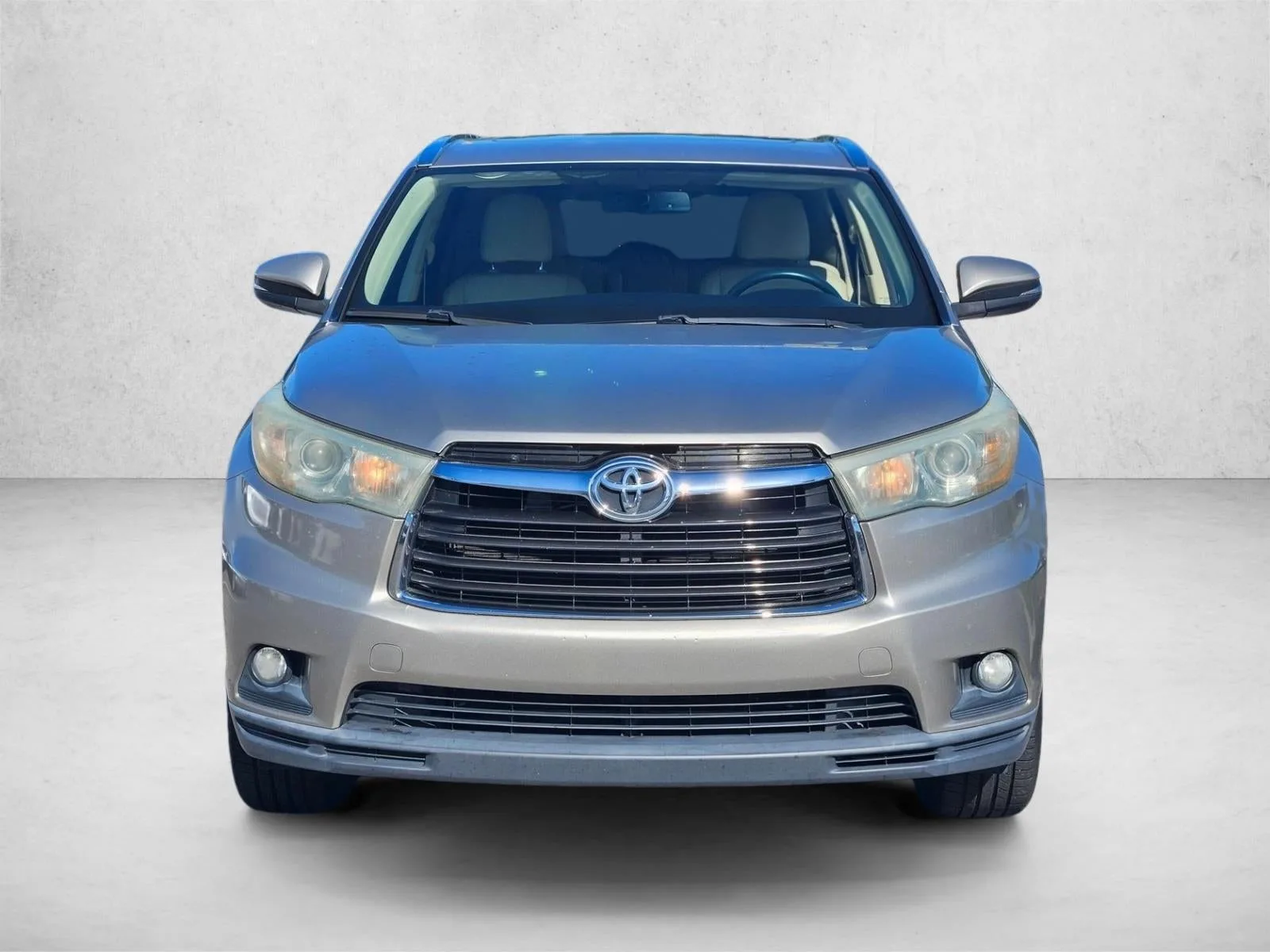 2016 Toyota Highlander FWD 4dr V6 XLE (Natl) photo 2
