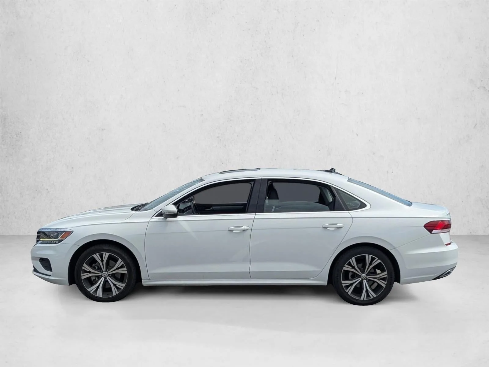 2022 Volkswagen Passat 2.0T SE Auto photo 9