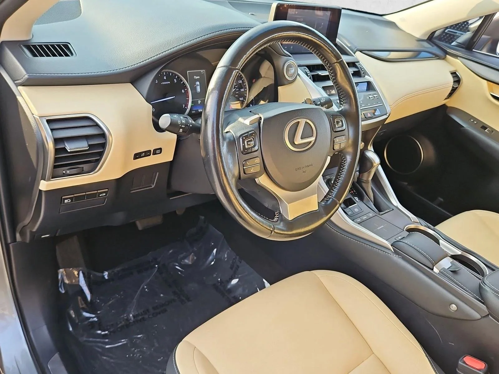 2018 Lexus NX 300 FWD photo 10