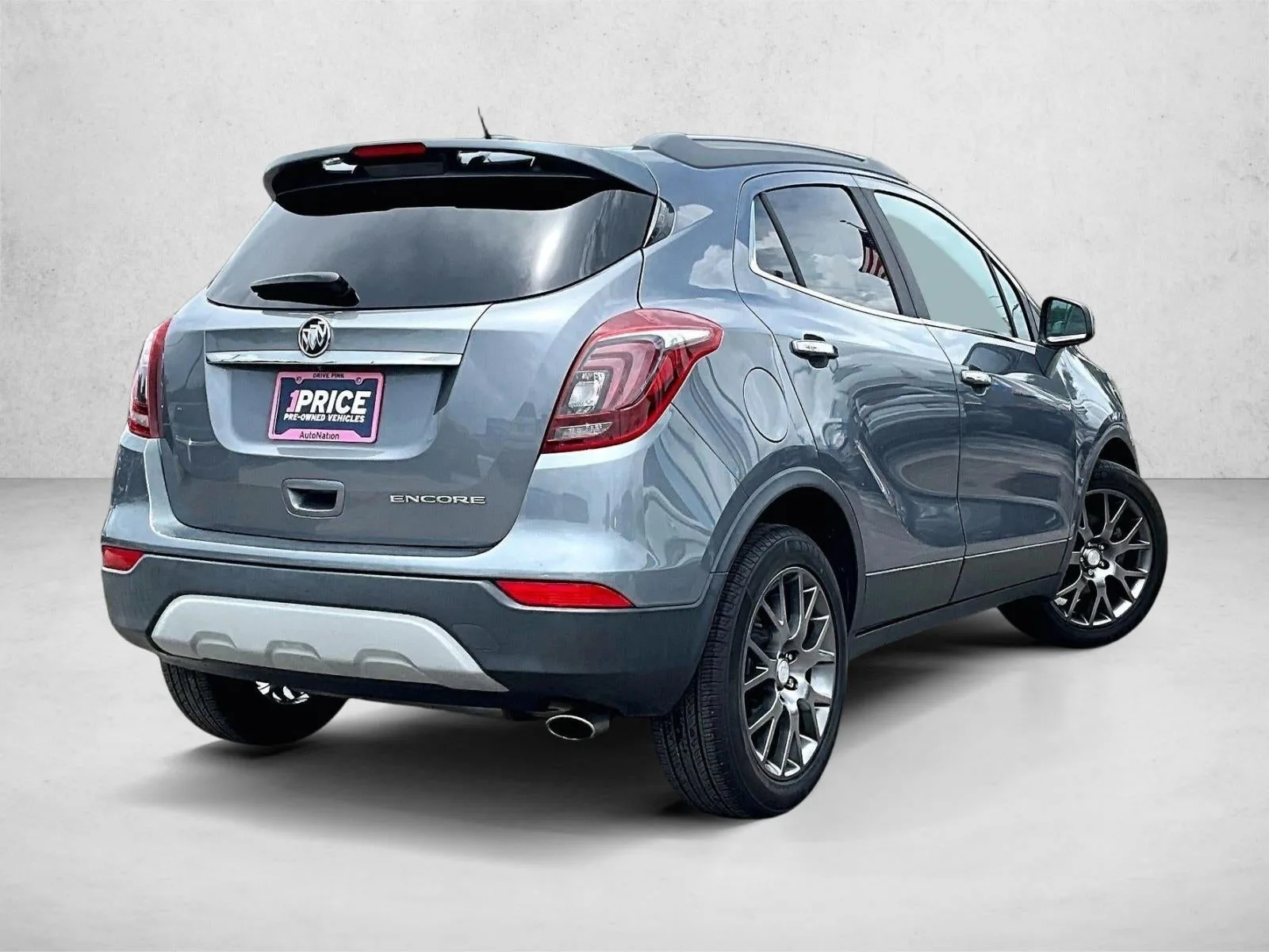 2020 Buick Encore Sport Touring photo 2