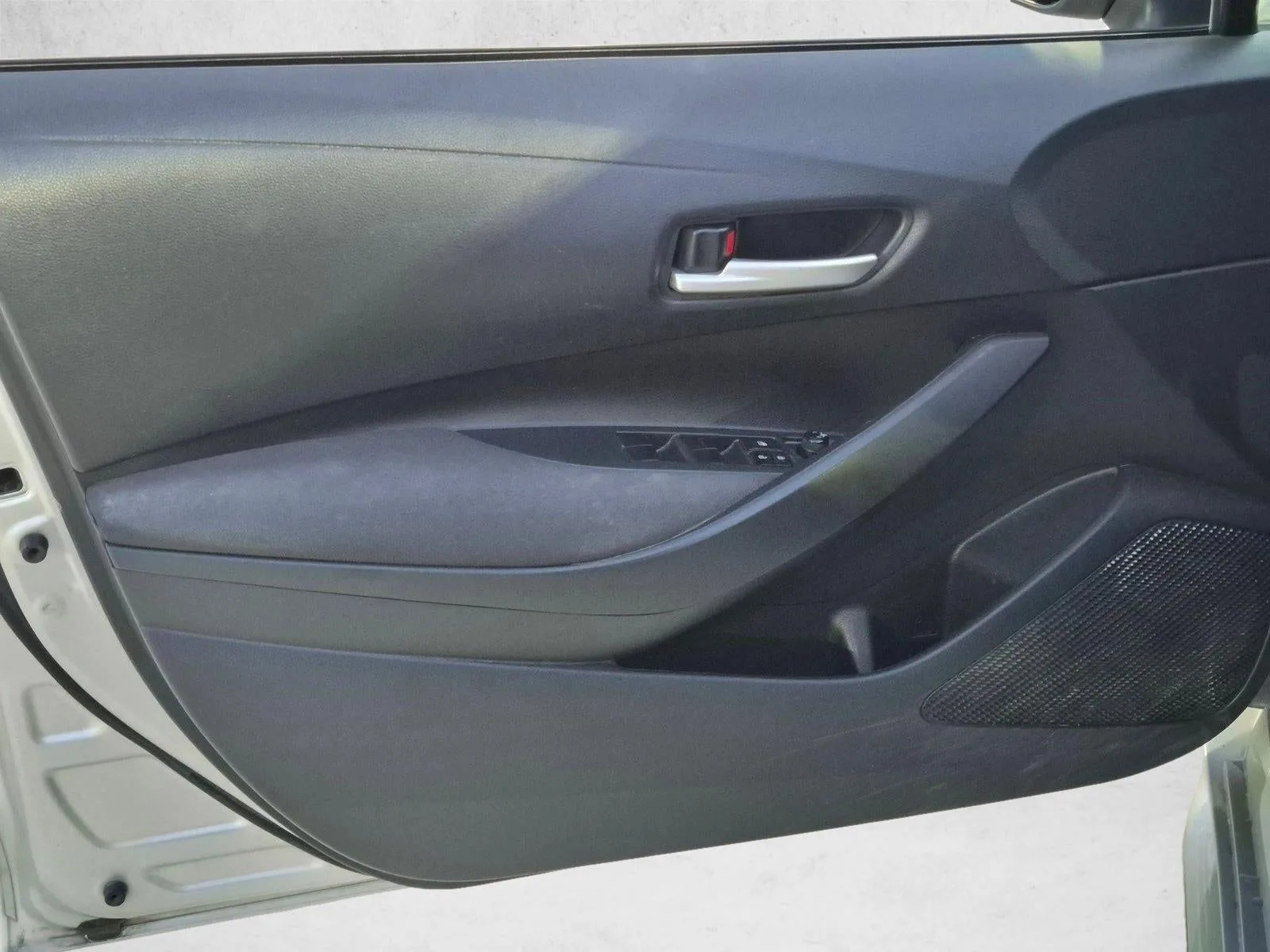 2021 Toyota Corolla LE CVT (Natl) photo 9