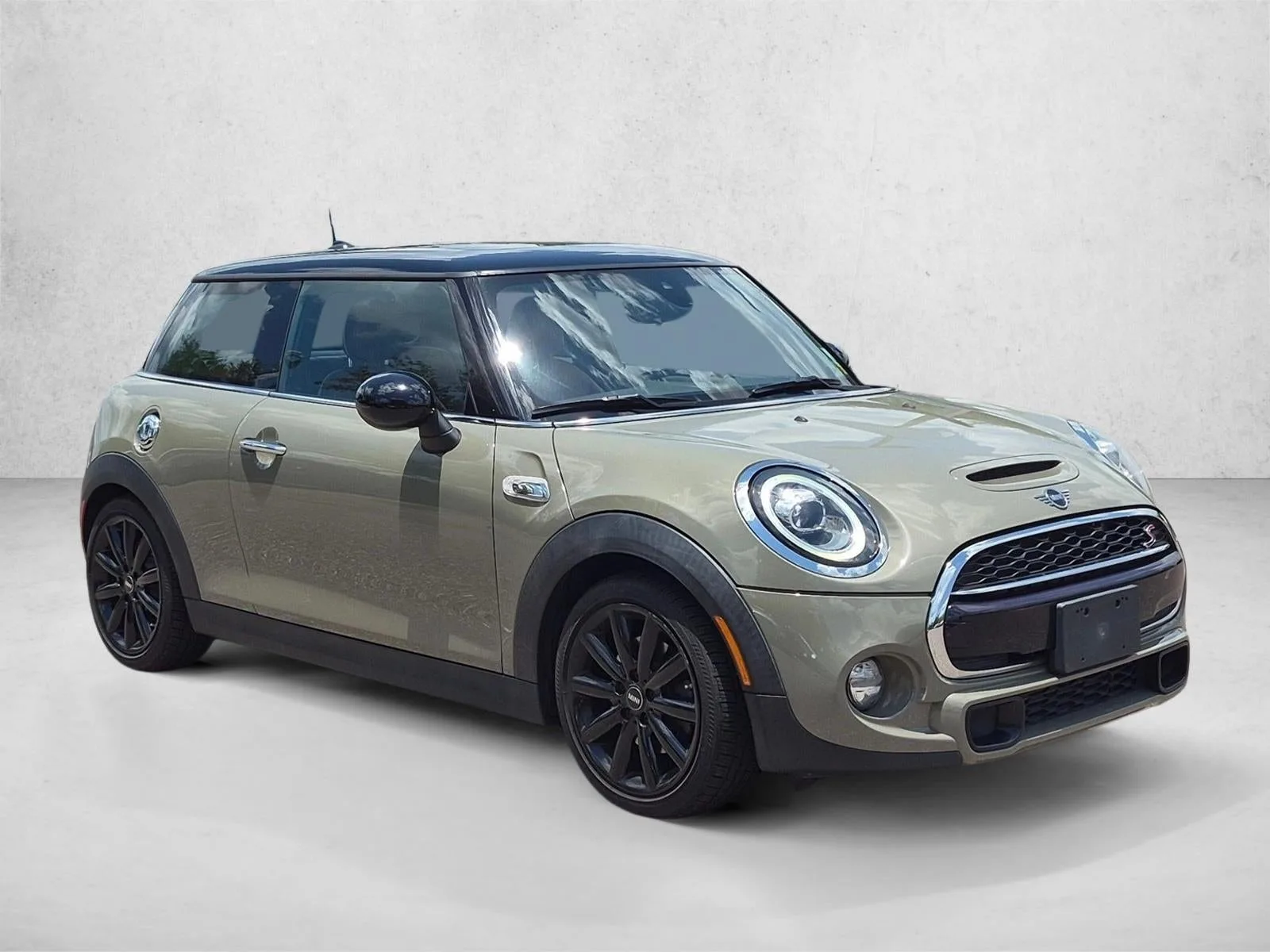 2019 MINI Cooper S Hardtop Cooper S photo 4