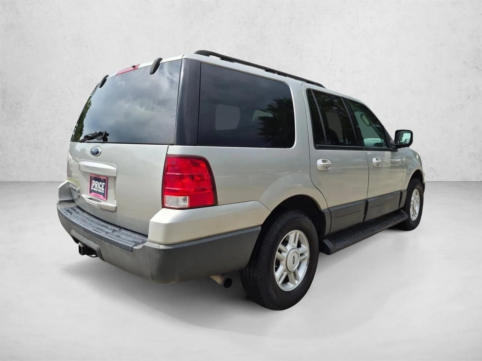 2006 Ford Expedition 4dr XLT photo 5