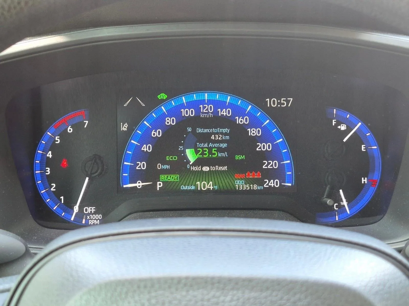 2022 Toyota Corolla Hybrid LE CVT (Natl) photo 3