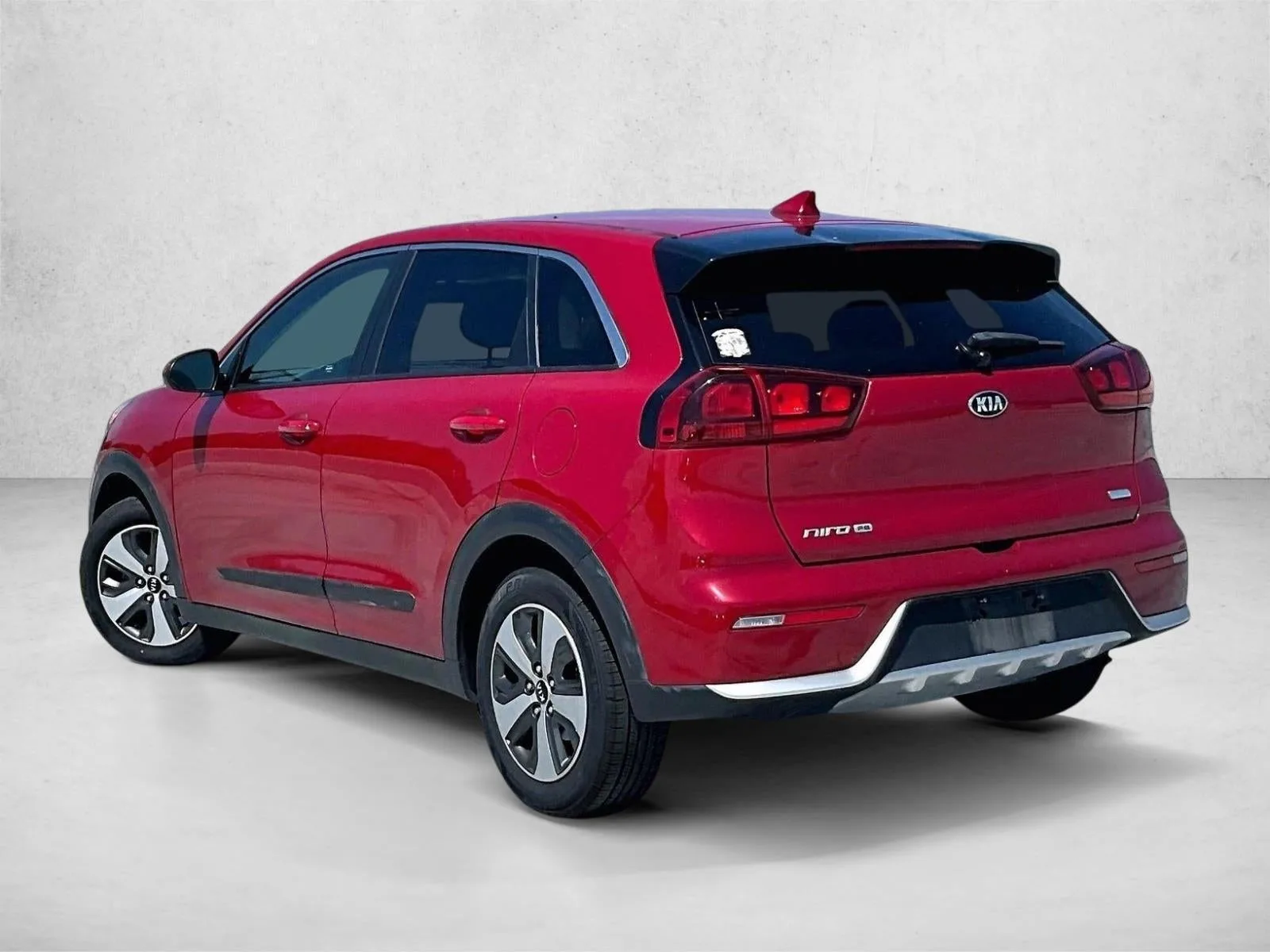 2017 Kia Niro FE photo 11