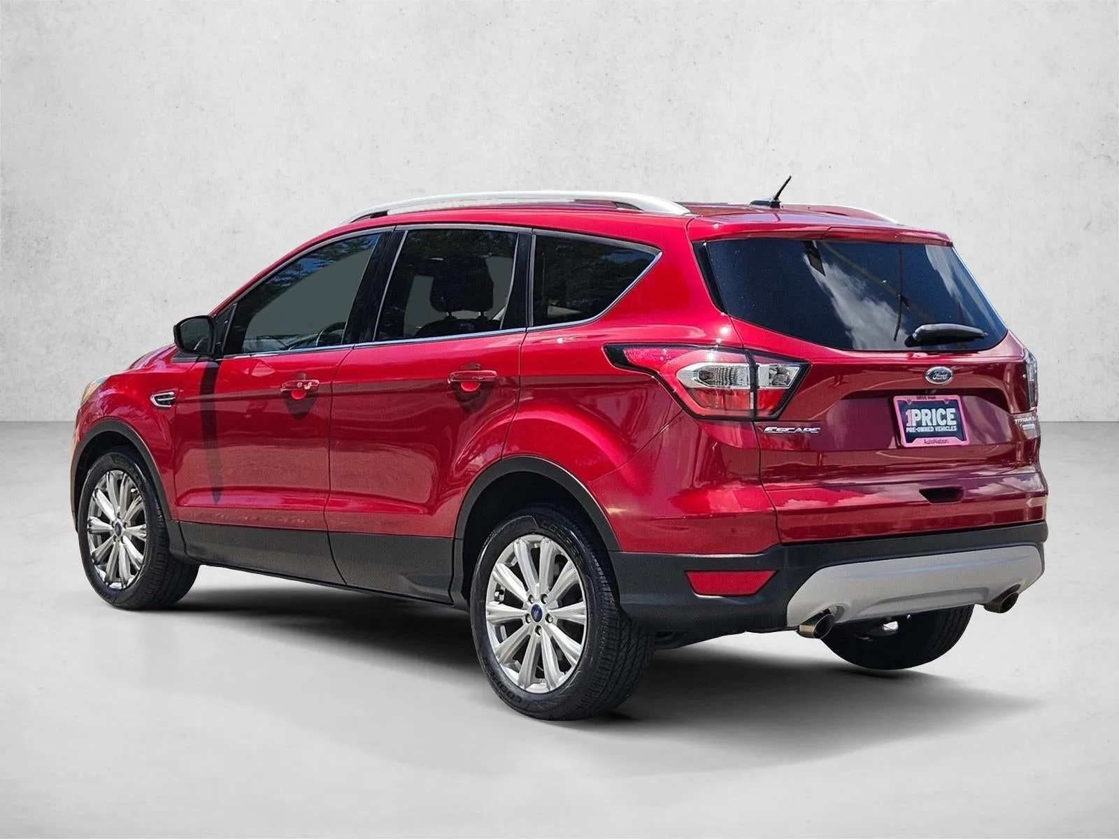 2017 Ford Escape Titanium FWD photo 8