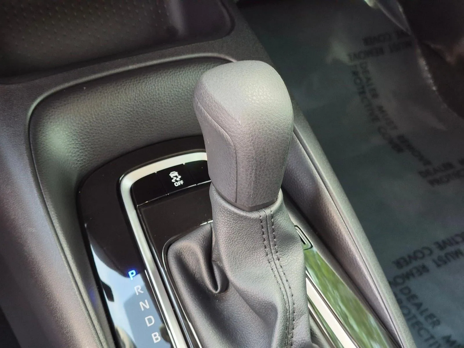 2026 Toyota Corolla LE CVT (Natl) photo 11