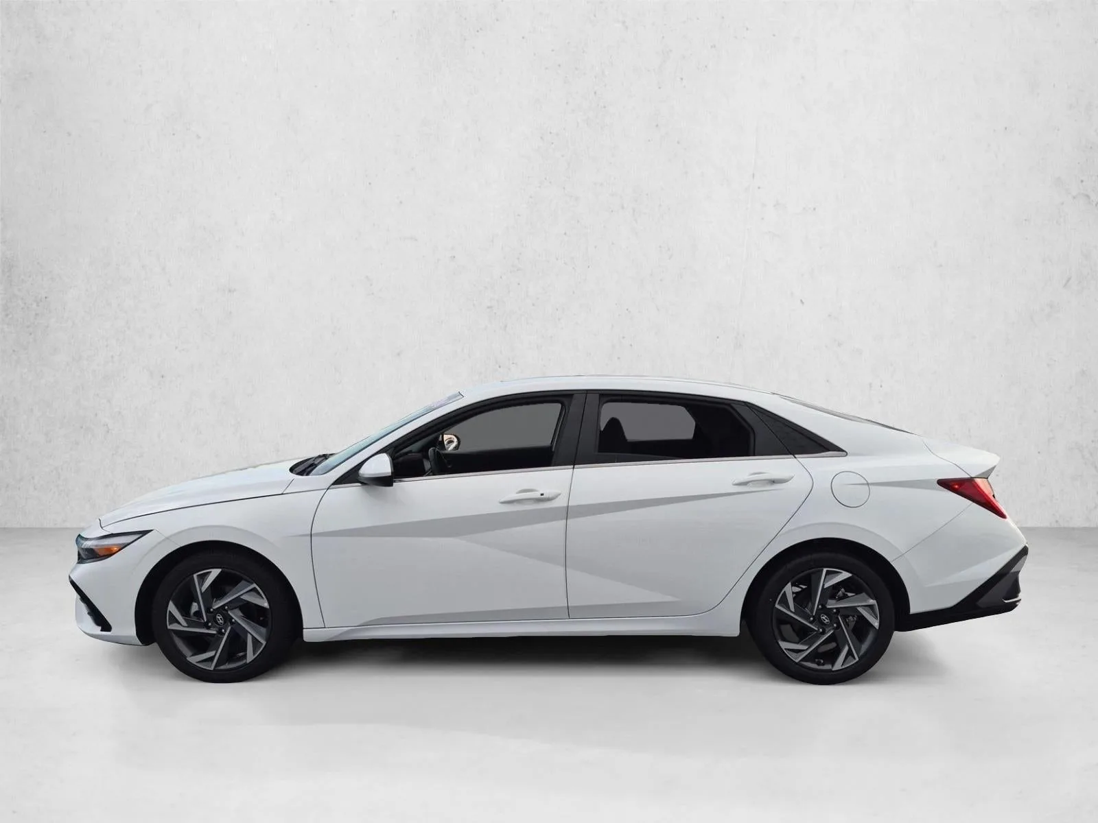 2024 Hyundai ELANTRA SEL IVT photo 9