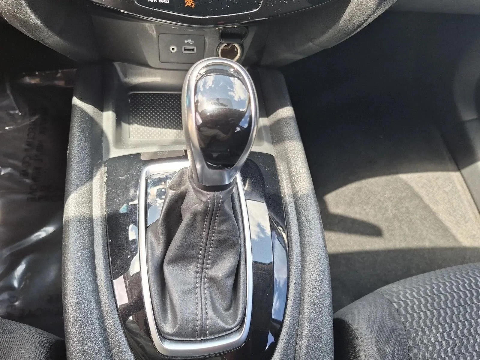2019 Nissan Rogue Sport FWD S photo 12