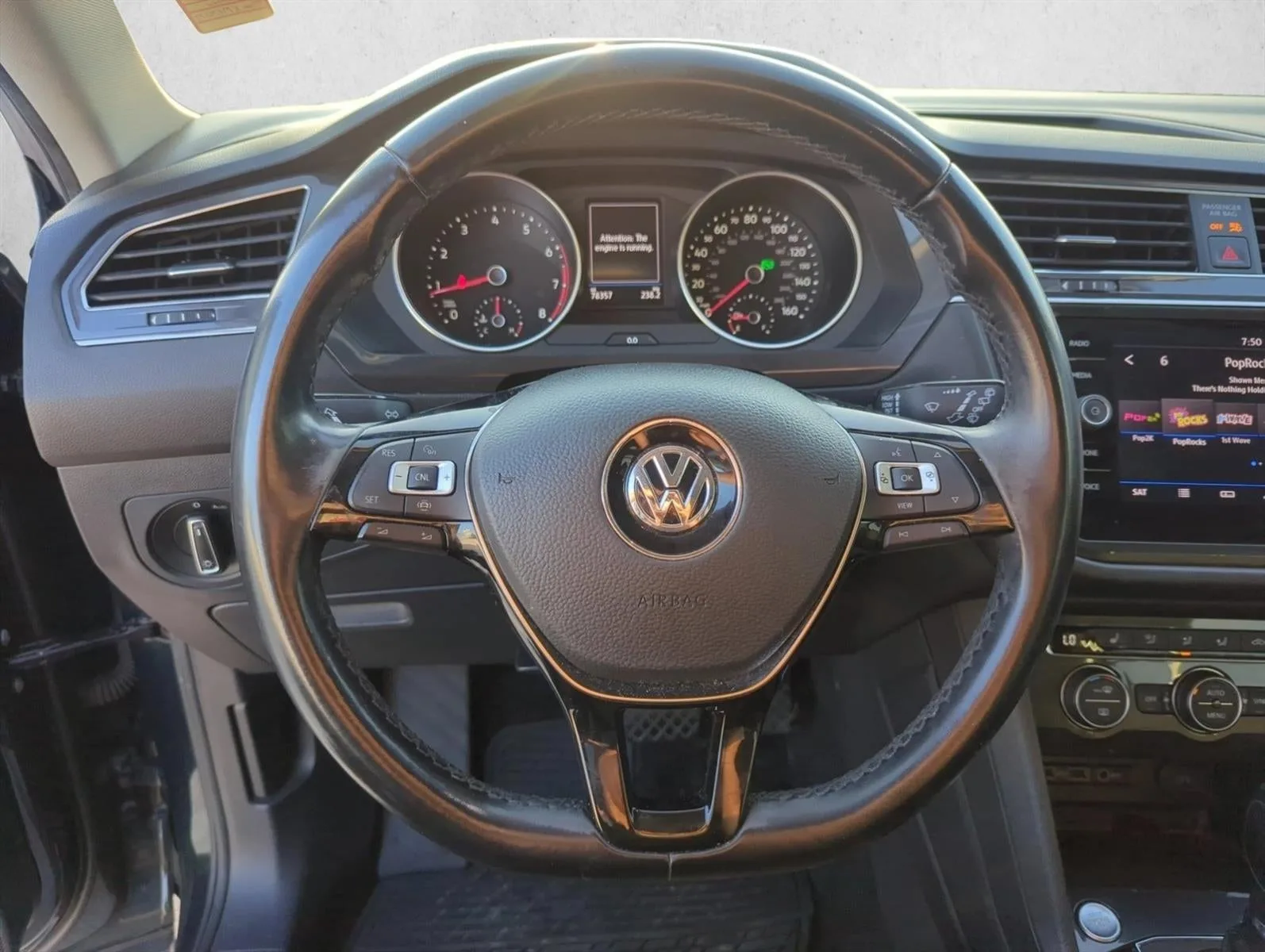 2019 Volkswagen Tiguan 2.0T SE FWD photo 12