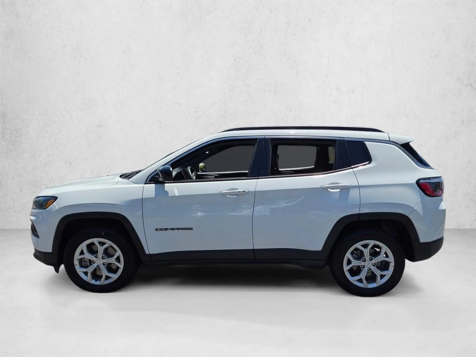 2024 Jeep Compass Latitude 4x4 photo 9