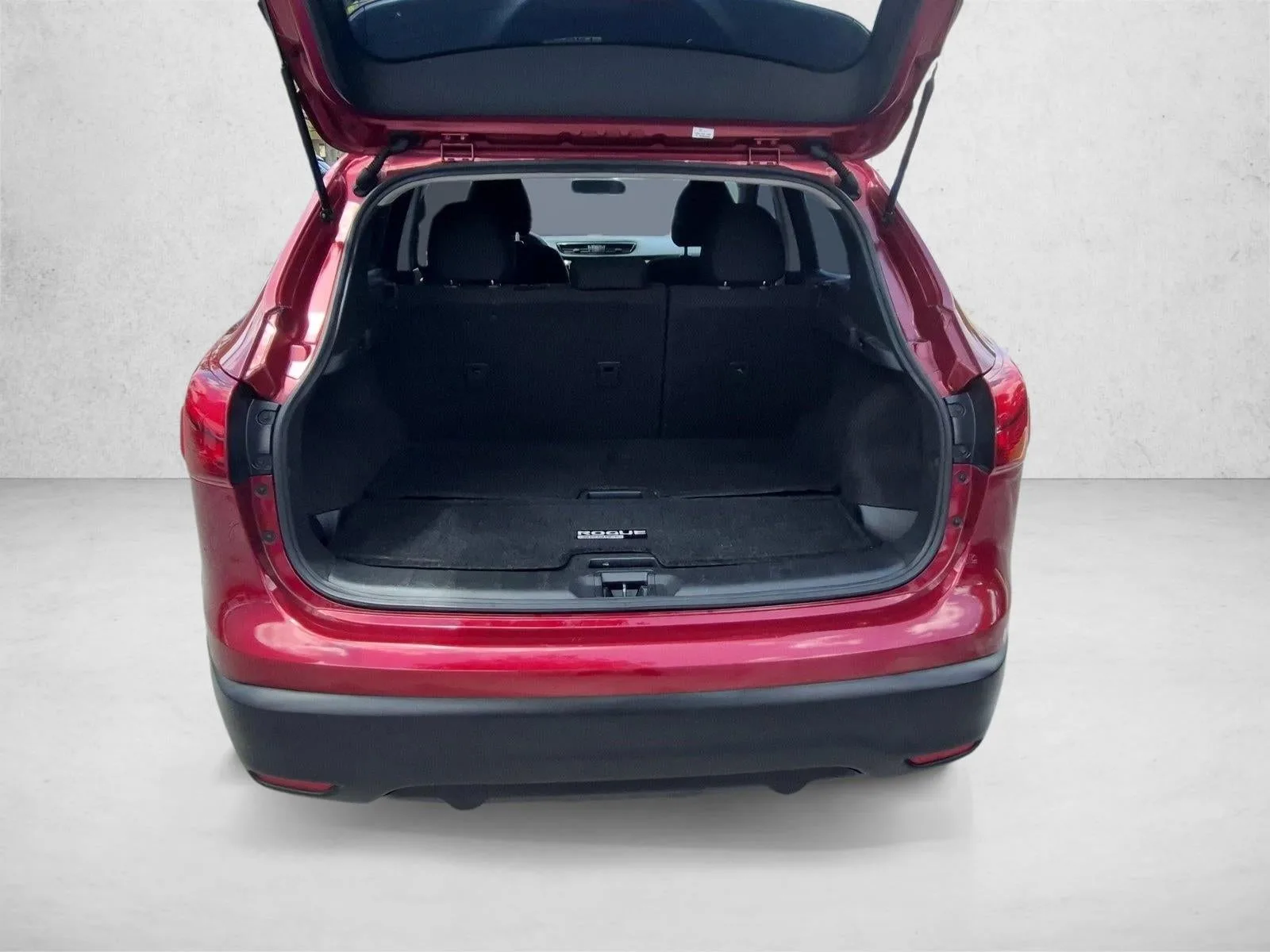 2019 Nissan Rogue Sport FWD S photo 6