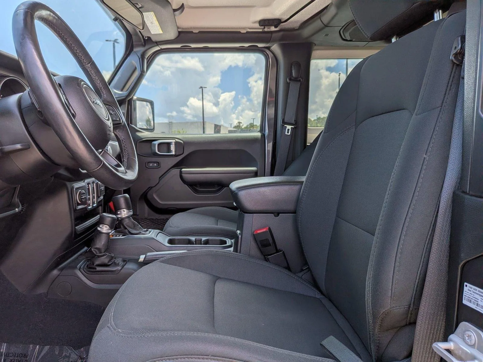 2020 Jeep Wrangler Sport S 4x4 photo 5