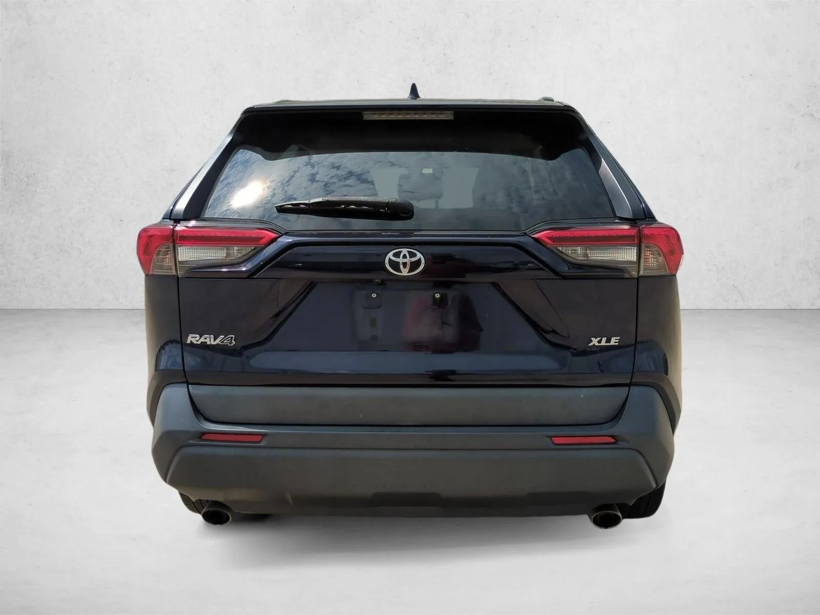 2019 Toyota RAV4 XLE FWD (GS) photo 6