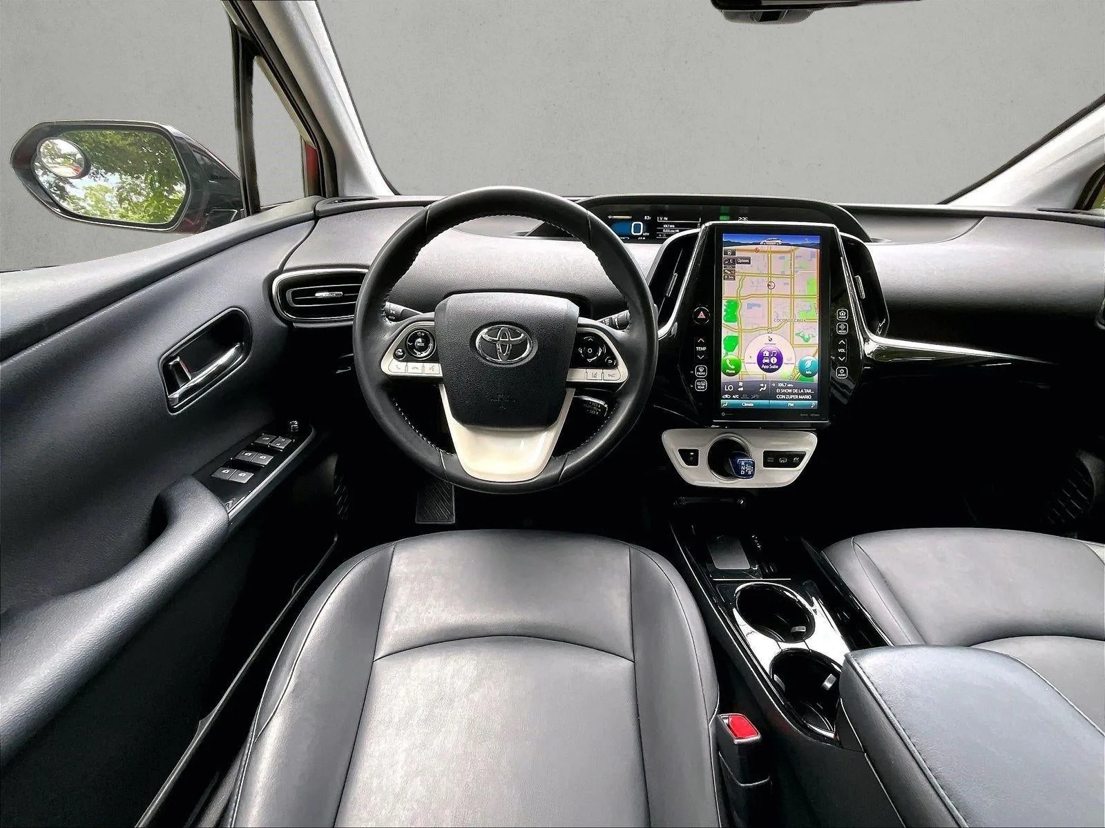 2017 Toyota Prius Prime Premium (Natl) photo 7